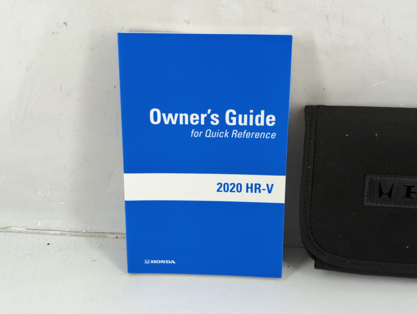 2020 Honda Hr-V Owners Manual Book Guide P/N:00X310T7A-G401 OEM Used Auto Parts - Oemusedautoparts1.com