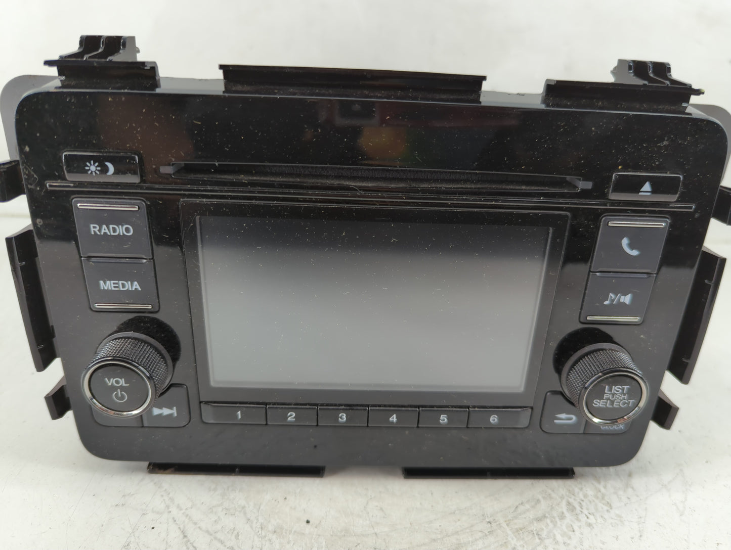 2019-2022 Honda Hr-V Radio AM FM Cd Player Receiver Replacement P/N:39100-T7W-A911-M1 Fits Fits 2019 2020 2021 2022 OEM Used