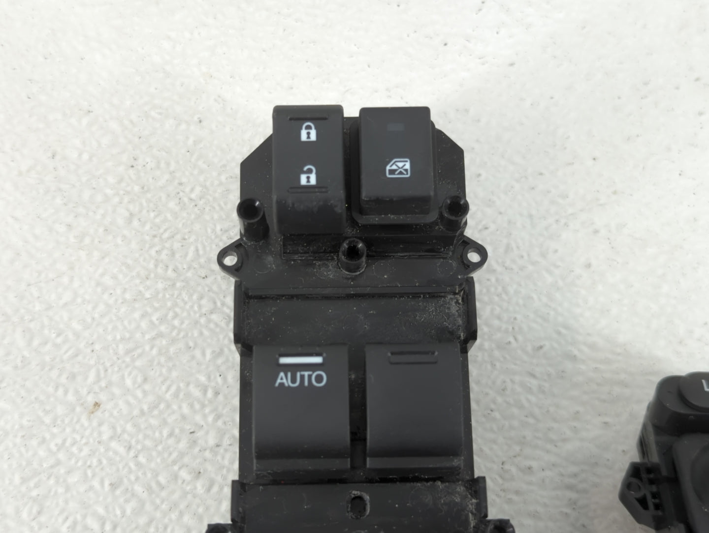 2016-2022 Honda Hr-V Master Power Window Switch Replacement Driver Side Left P/N:35750T7SA011M1 Fits OEM Used Auto Parts - O