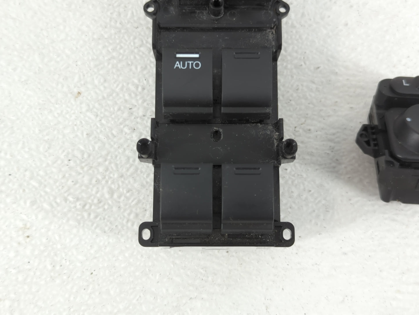 2016-2022 Honda Hr-V Master Power Window Switch Replacement Driver Side Left P/N:35750T7SA011M1 Fits OEM Used Auto Parts - O