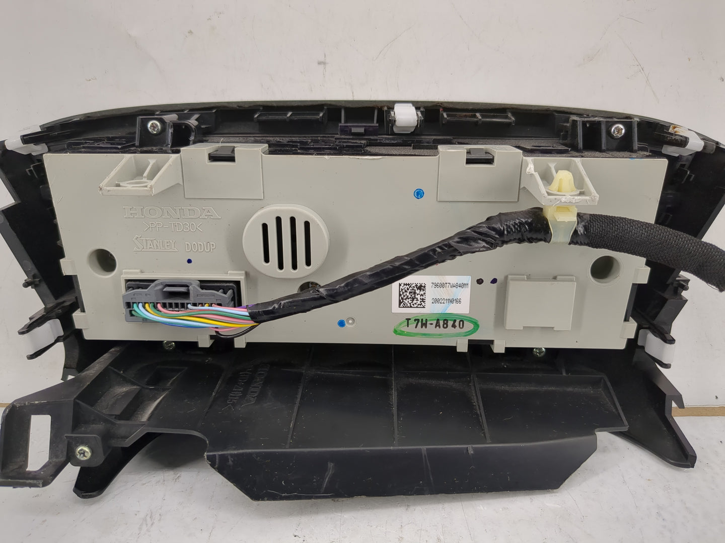 2016-2022 Honda Hr-V Climate Control Module Temperature AC/Heater Replacement P/N:79600T7WA840M1 T7W-A840 Fits OEM Used Auto