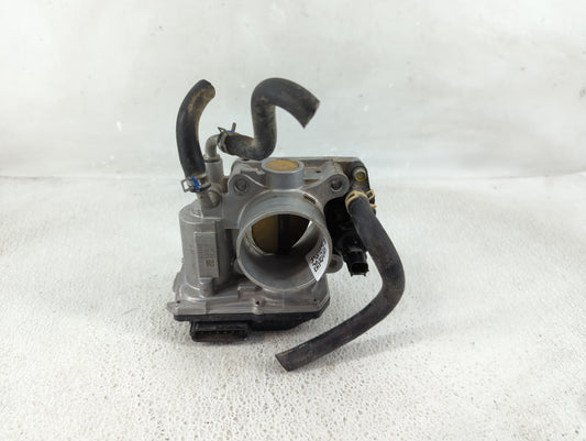 2016-2022 Honda Hr-V Throttle Body P/N:GMF3B Fits Fits 2012 2013 2014 2015 2016 2017 2018 2019 2020 2021 2022 OEM Used Auto 