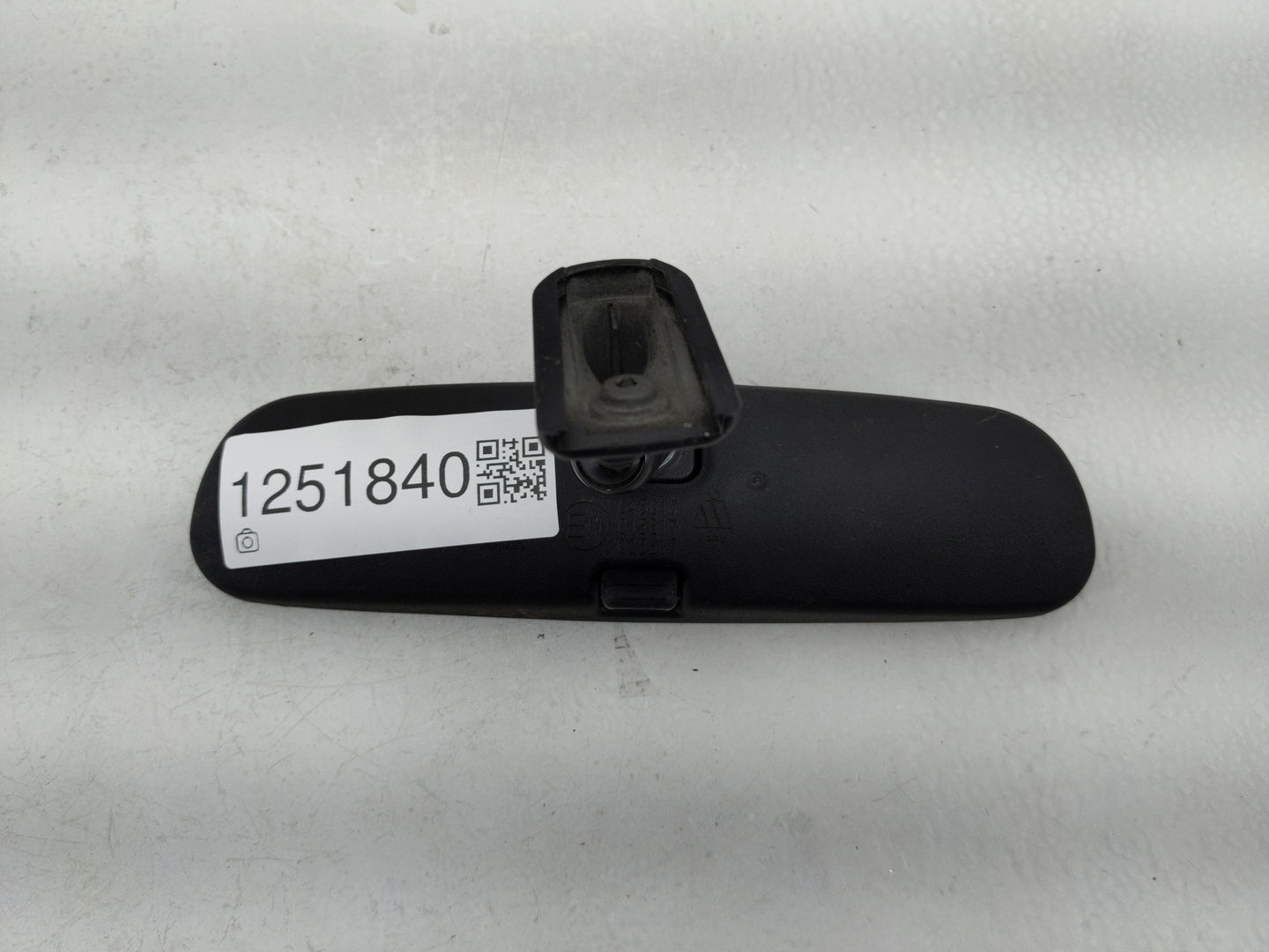 2016-2022 Honda Hr-V Interior Rear View Mirror Replacement OEM P/N:E11025617 E11015617 Fits OEM Used Auto Parts - Oemusedaut