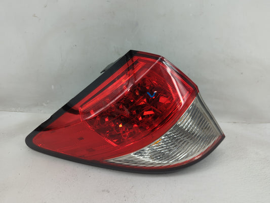 2019-2022 Honda Hr-V Tail Light Assembly Driver Left OEM P/N:220-18335 Fits Fits 2019 2020 2021 2022 OEM Used Auto Parts - O
