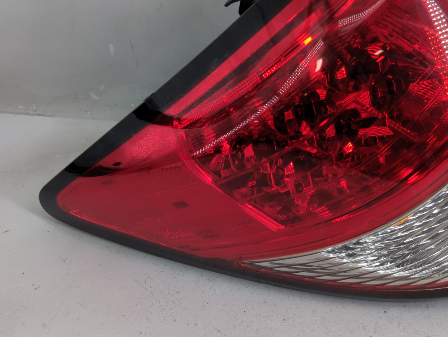 2019-2022 Honda Hr-V Tail Light Assembly Driver Left OEM Fits Fits 2019 2020 2021 2022 OEM Used Auto Parts - Oemusedautopart