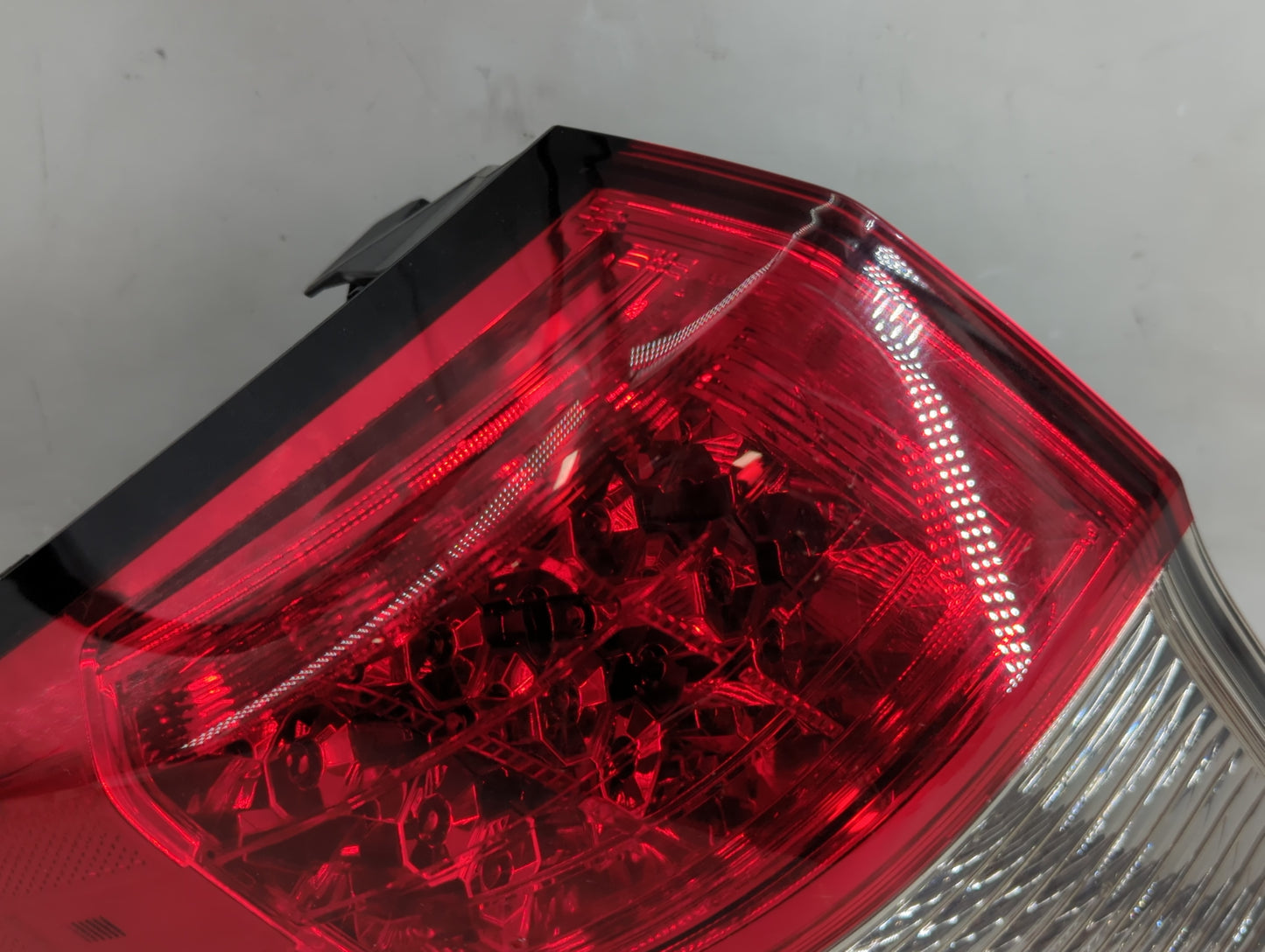 2019-2022 Honda Hr-V Tail Light Assembly Driver Left OEM Fits Fits 2019 2020 2021 2022 OEM Used Auto Parts - Oemusedautopart