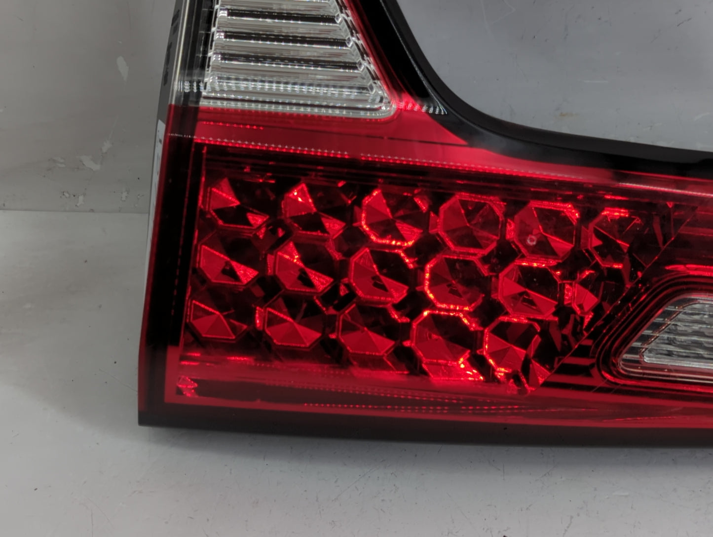 2019-2022 Honda Hr-V Tail Light Assembly Passenger Right OEM Fits Fits 2019 2020 2021 2022 OEM Used Auto Parts - Oemusedauto