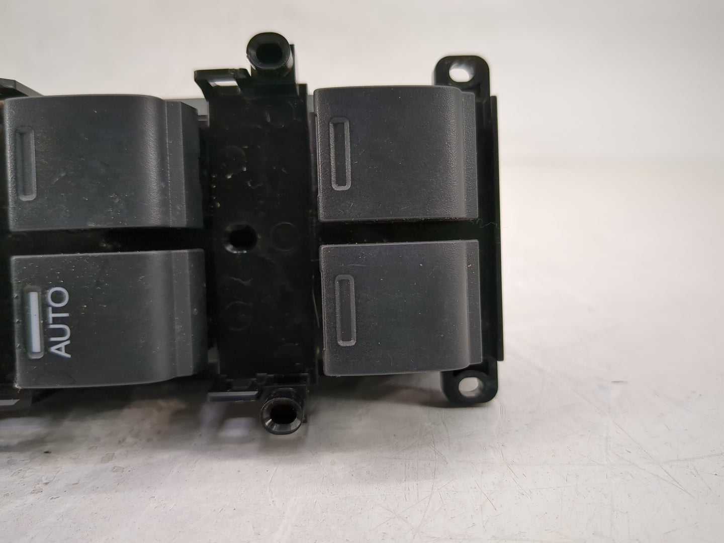 2016-2022 Honda Hr-V Master Power Window Switch Replacement Driver Side Left Fits Fits 2016 2017 2018 2019 2020 2021 2022 OE