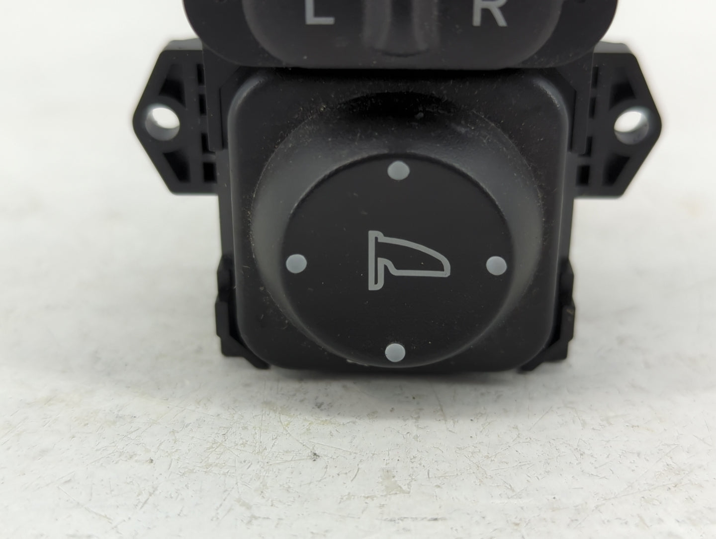 2016-2022 Honda Hr-V Master Power Window Switch Replacement Driver Side Left P/N:T5A E010 Fits OEM Used Auto Parts - Oemused