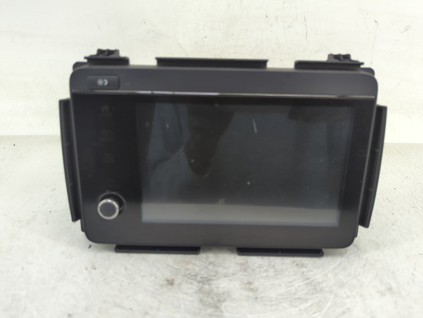 2019-2022 Honda Hr-V Radio AM FM Cd Player Receiver Replacement P/N:39100-T7A-A21-M1 Fits Fits 2019 2020 2021 2022 OEM Used 
