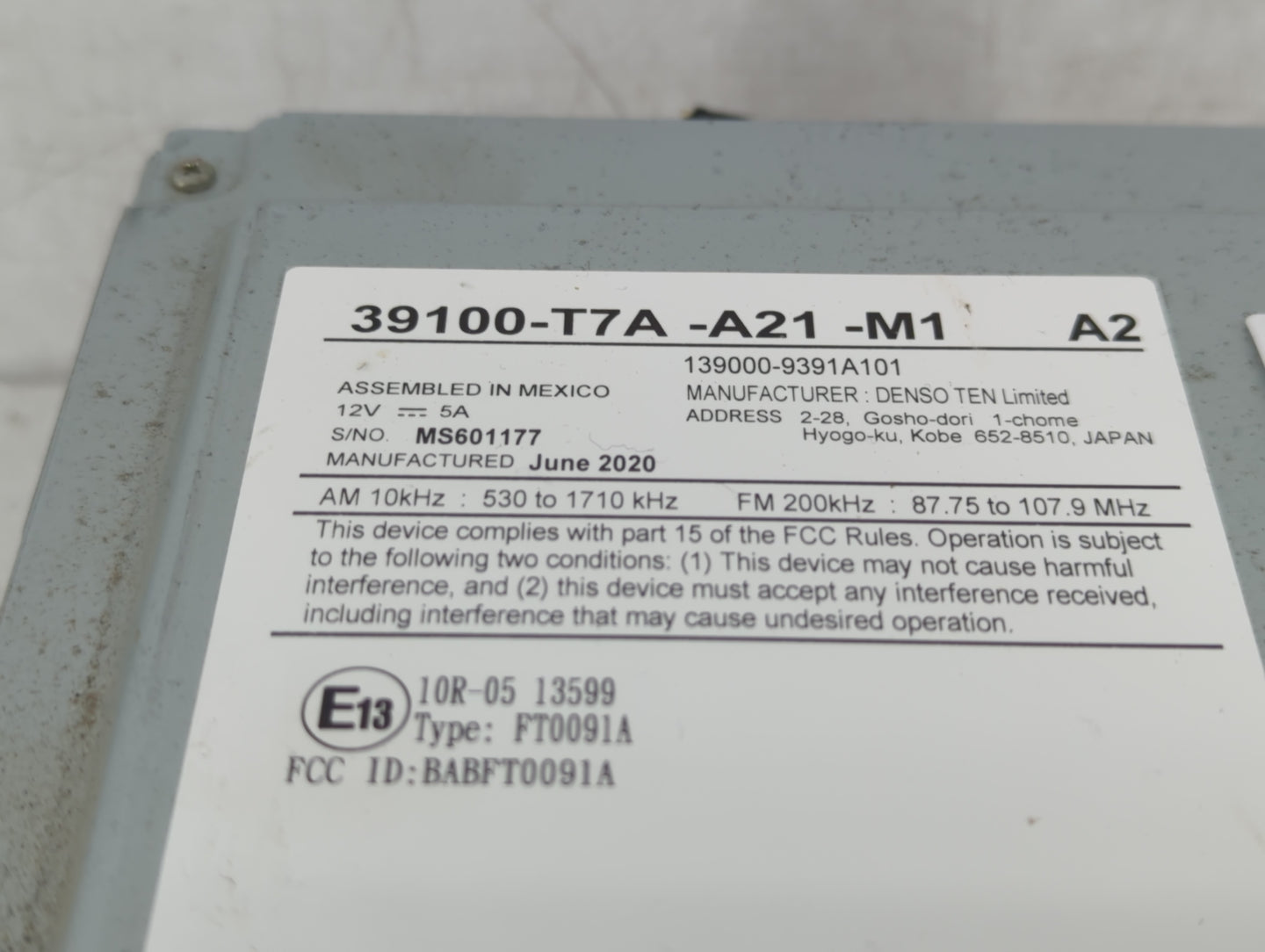 2019-2022 Honda Hr-V Radio AM FM Cd Player Receiver Replacement P/N:39100-T7A-A21-M1 Fits Fits 2019 2020 2021 2022 OEM Used 