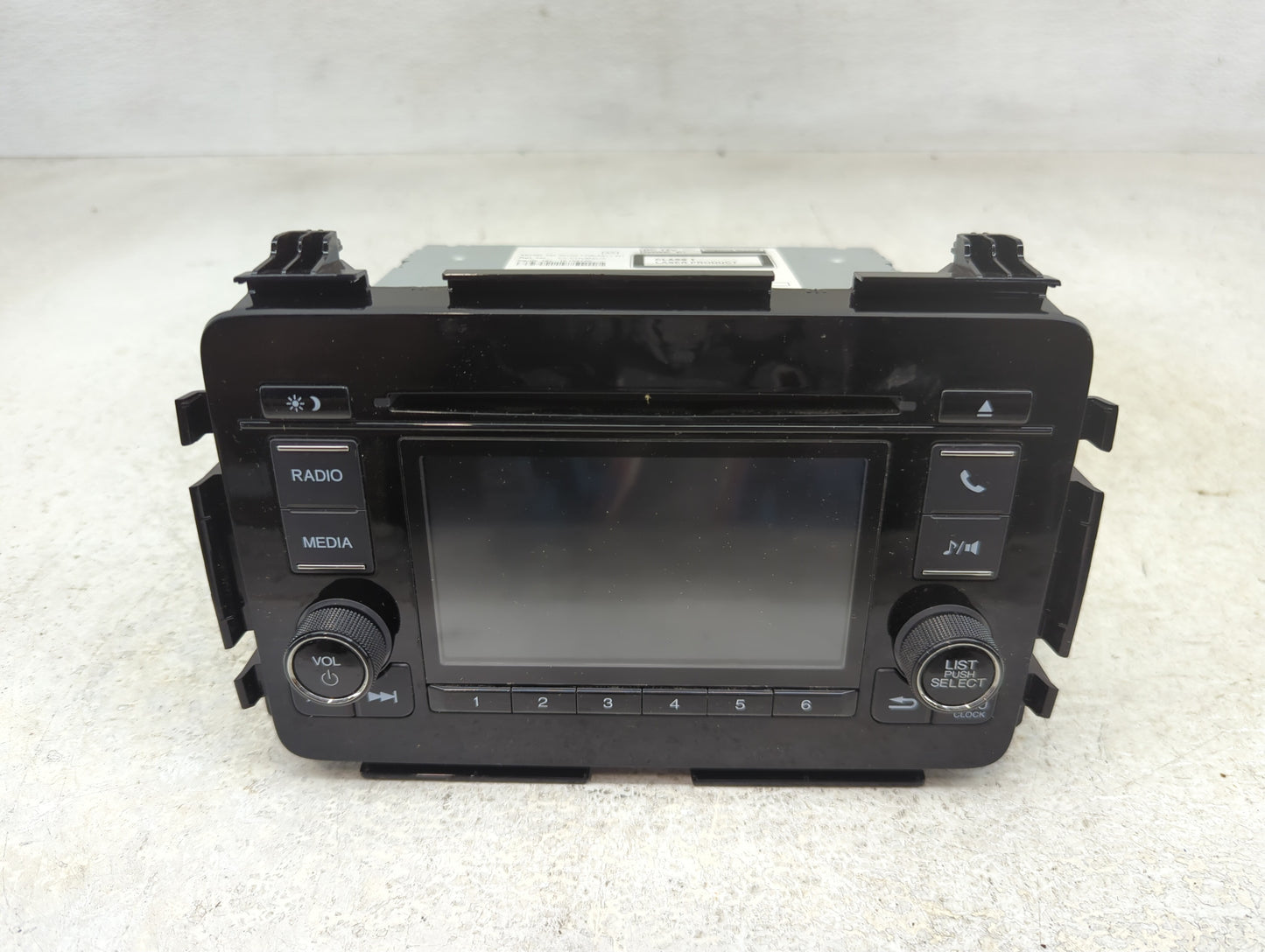 2019-2022 Honda Hr-V Radio AM FM Cd Player Receiver Replacement P/N:39100-T7W-A911-M1 Fits Fits 2019 2020 2021 2022 OEM Used