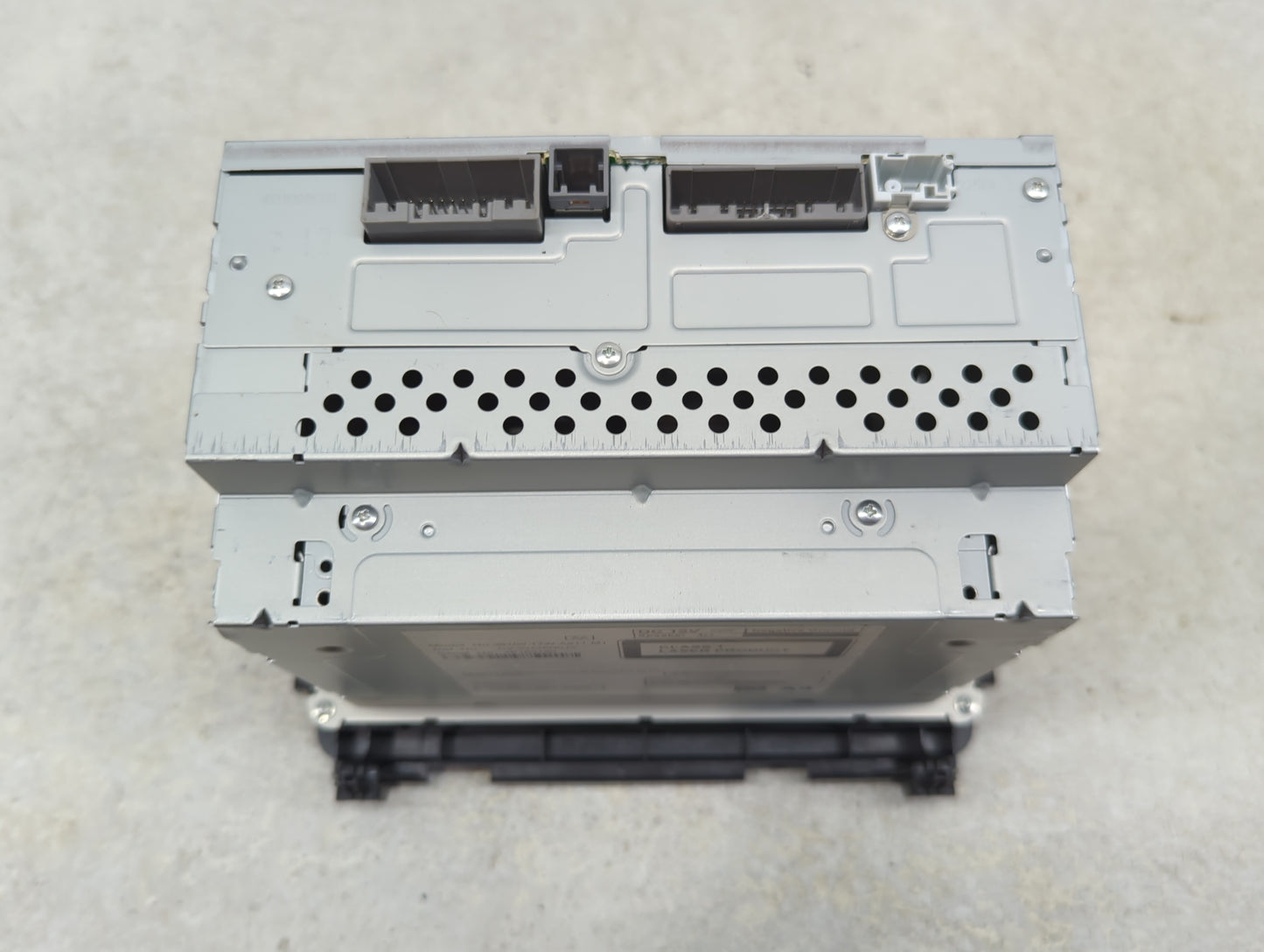 2019-2022 Honda Hr-V Radio AM FM Cd Player Receiver Replacement P/N:39100-T7W-A911-M1 Fits Fits 2019 2020 2021 2022 OEM Used