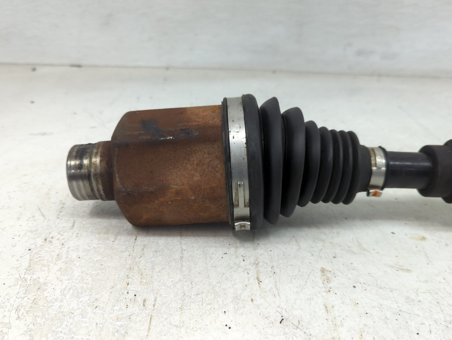 2016-2022 Honda Hr-v Axle Shaft Front Passenger Cv C/v - Oemusedautoparts1.com