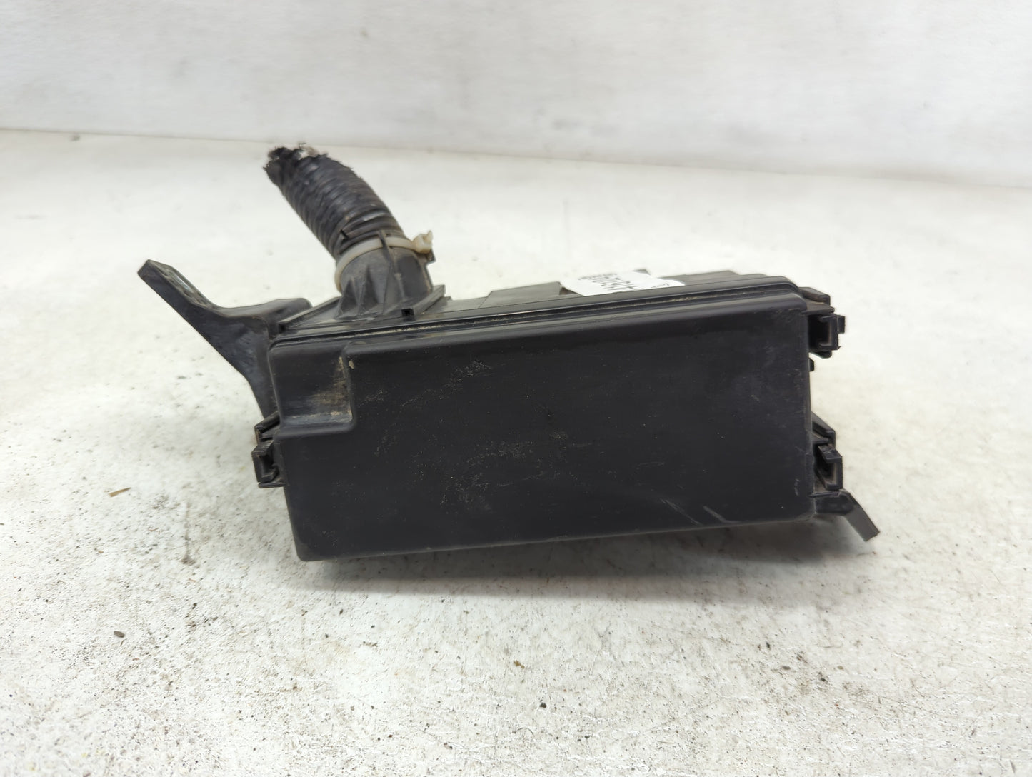 2020-2022 Honda Hr-V Fusebox Fuse Box Panel Relay Module P/N:T7A-A11 Fits Fits 2020 2021 2022 OEM Used Auto Parts - Oemuseda