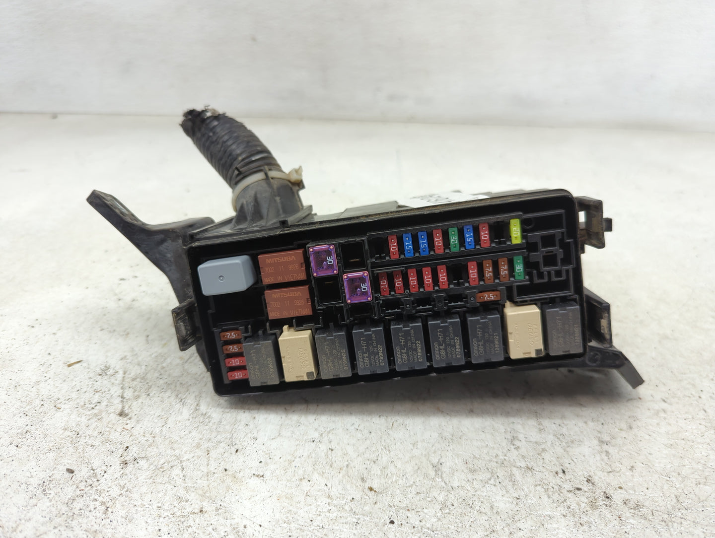 2020-2022 Honda Hr-V Fusebox Fuse Box Panel Relay Module P/N:T7A-A11 Fits Fits 2020 2021 2022 OEM Used Auto Parts - Oemuseda