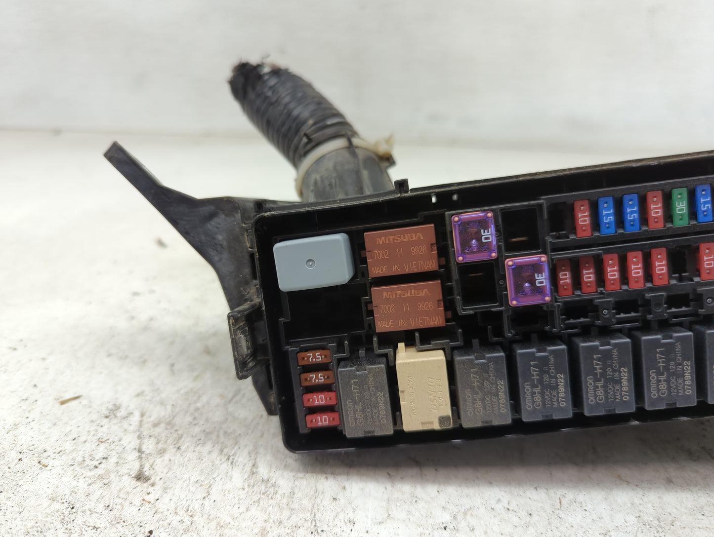 2020-2022 Honda Hr-V Fusebox Fuse Box Panel Relay Module P/N:T7A-A11 Fits Fits 2020 2021 2022 OEM Used Auto Parts - Oemuseda