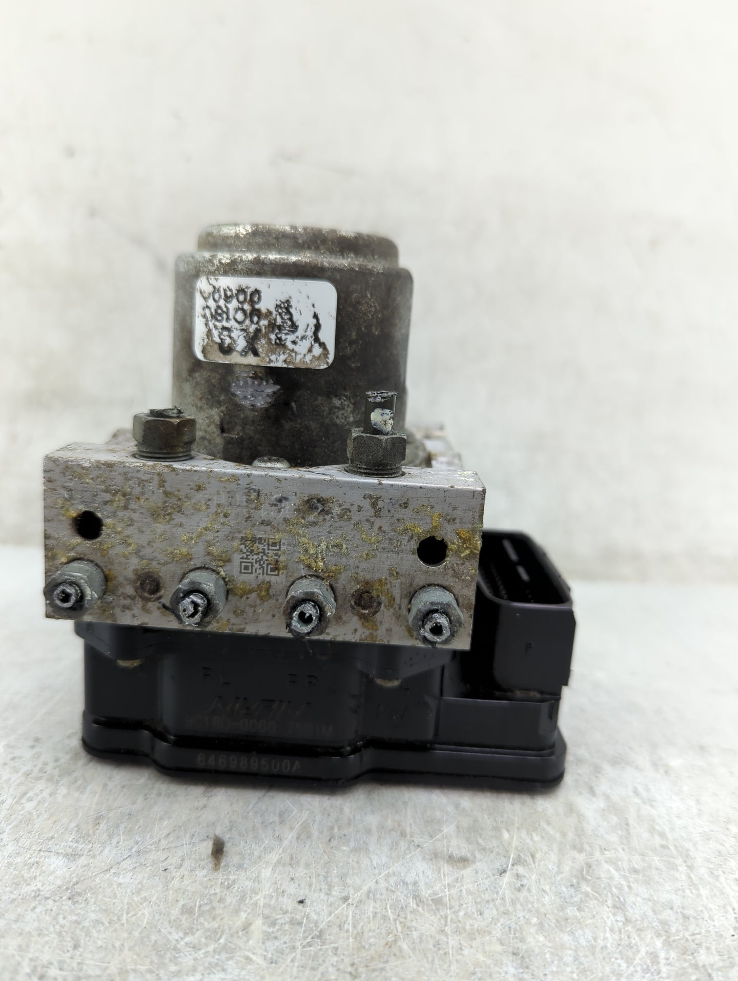 2019-2022 Honda Hr-V ABS Pump Control Module Replacement P/N:646989500A Fits Fits 2019 2020 2021 2022 OEM Used Auto Parts - 