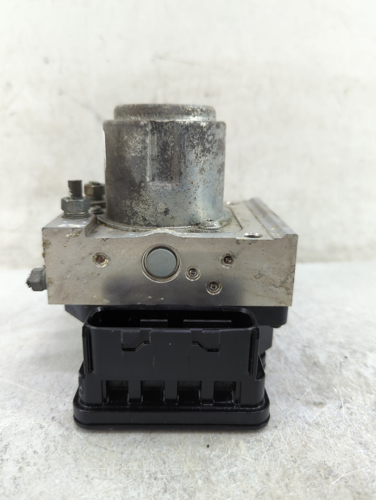 2019-2022 Honda Hr-V Anti-Lock Brake ABS Pump Module Actuator OEM P/N:646989500A Fits Fits 2019 2020 2021 2022 OEM Used Auto