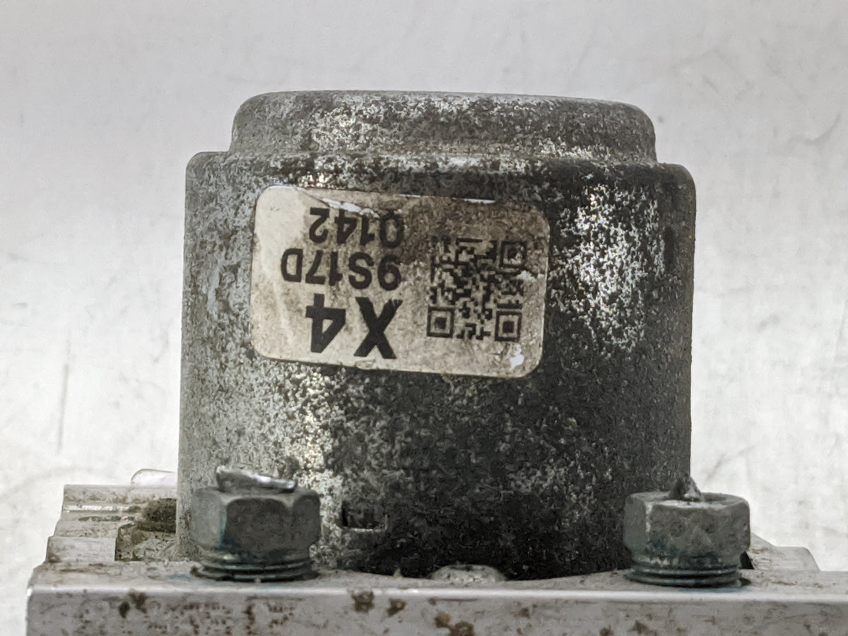 2019-2022 Honda Hr-V Anti-Lock Brake ABS Pump Module Actuator OEM P/N:646989700A Fits Fits 2019 2020 2021 2022 OEM Used Auto