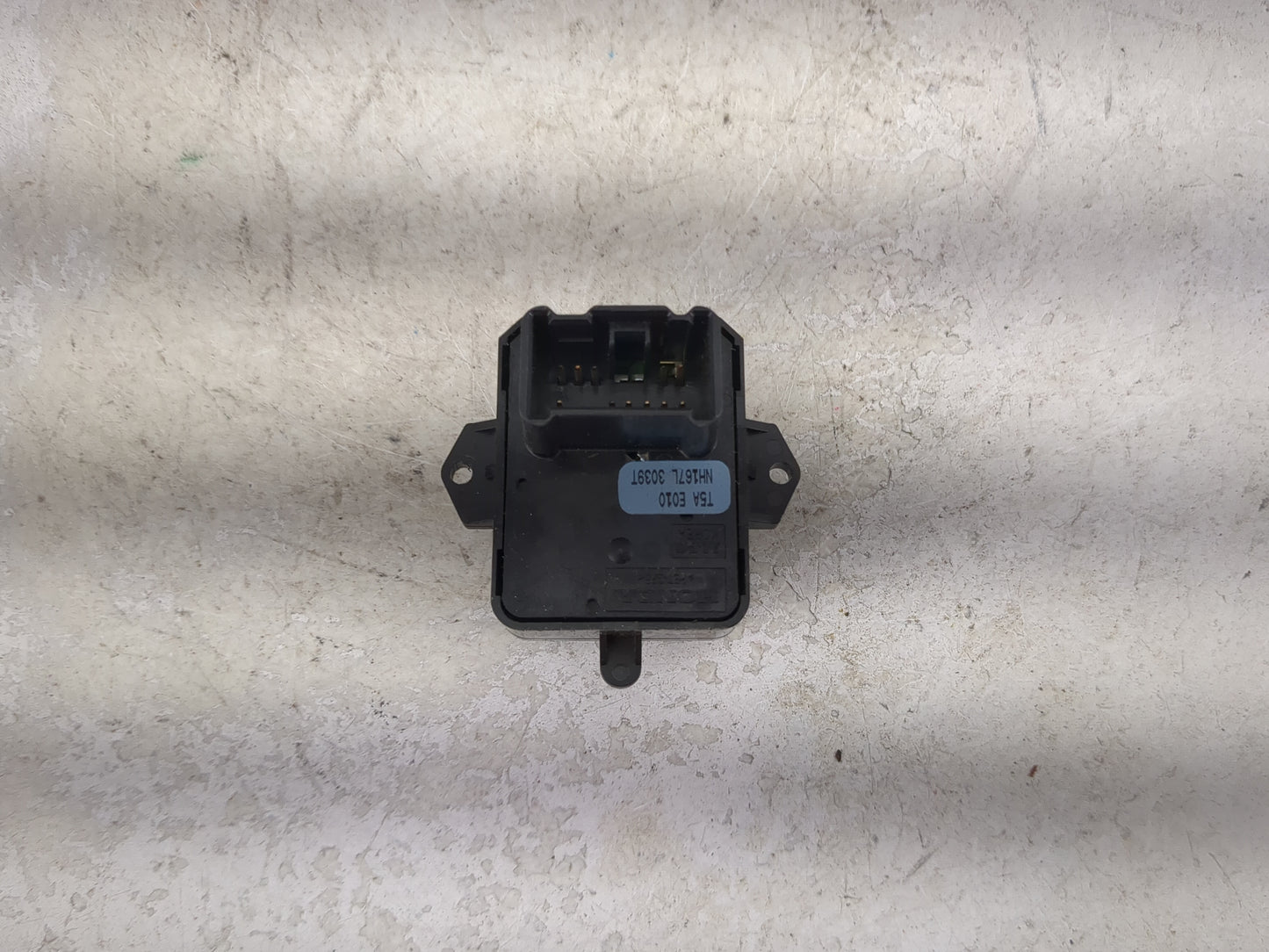 2016-2022 Honda Hr-V Master Power Window Switch Replacement Driver Side Left P/N:T5A E010 NH167L 3039T Fits OEM Used Auto Pa
