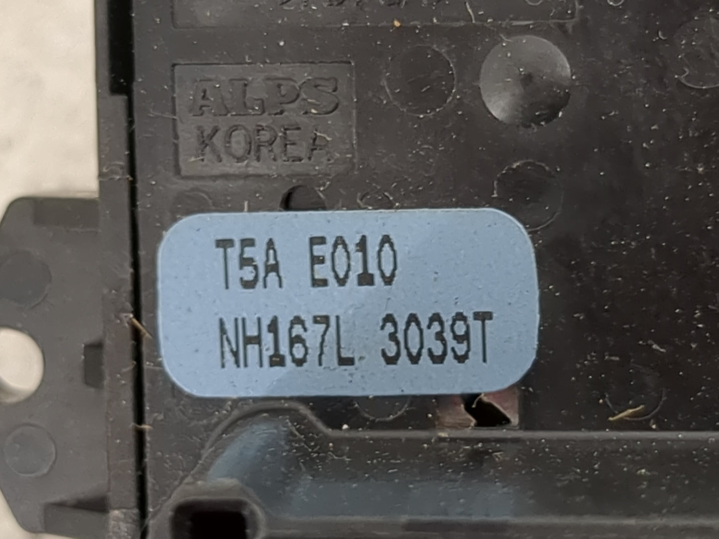 2016-2022 Honda Hr-V Master Power Window Switch Replacement Driver Side Left P/N:T5A E010 NH167L 3039T Fits OEM Used Auto Pa