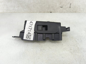 compare product 2020 Honda Hr-v Passenger Right Power Window Switch