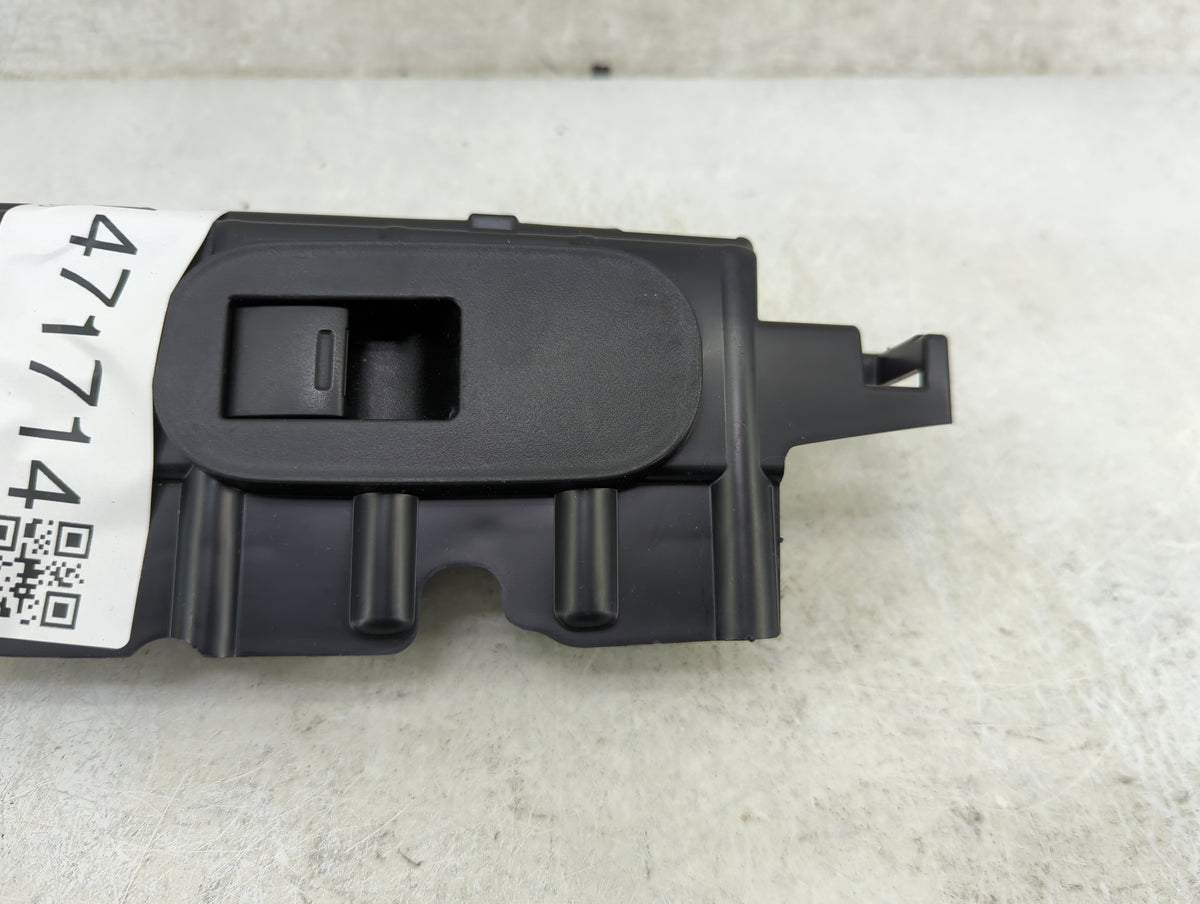 2020 Honda Hr-v Passenger Right Power Window Switch - Oemusedautoparts1.com