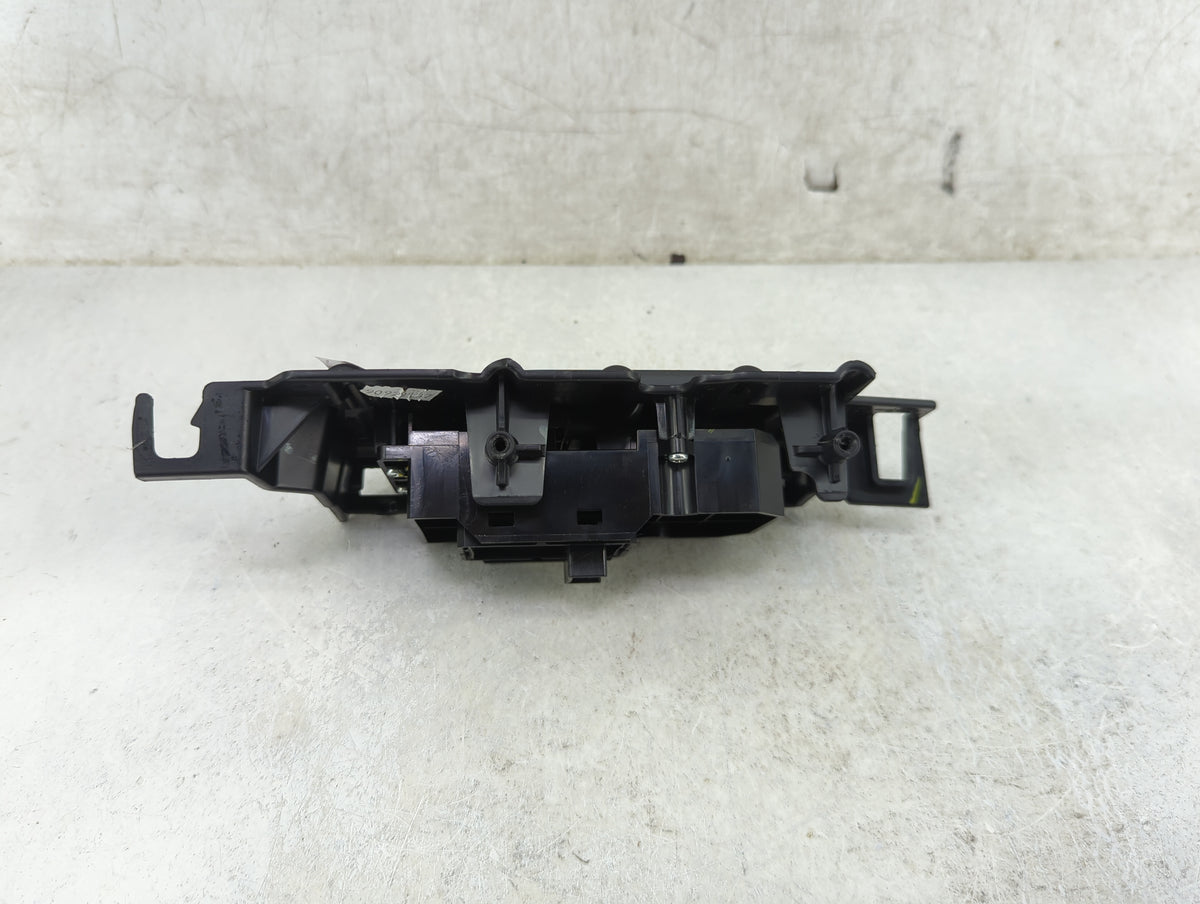 2020 Honda Hr-v Passenger Right Power Window Switch - Oemusedautoparts1.com