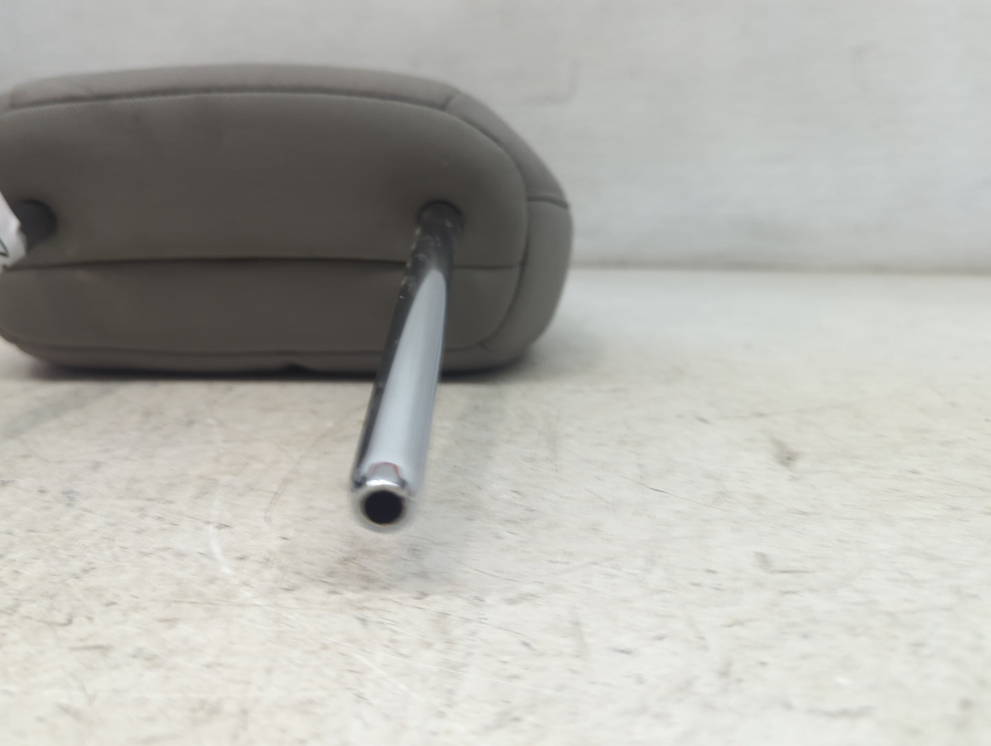 2020 Honda Hr-v Headrest Head Rest Front Driver Seat Gray - Oemusedautoparts1.com