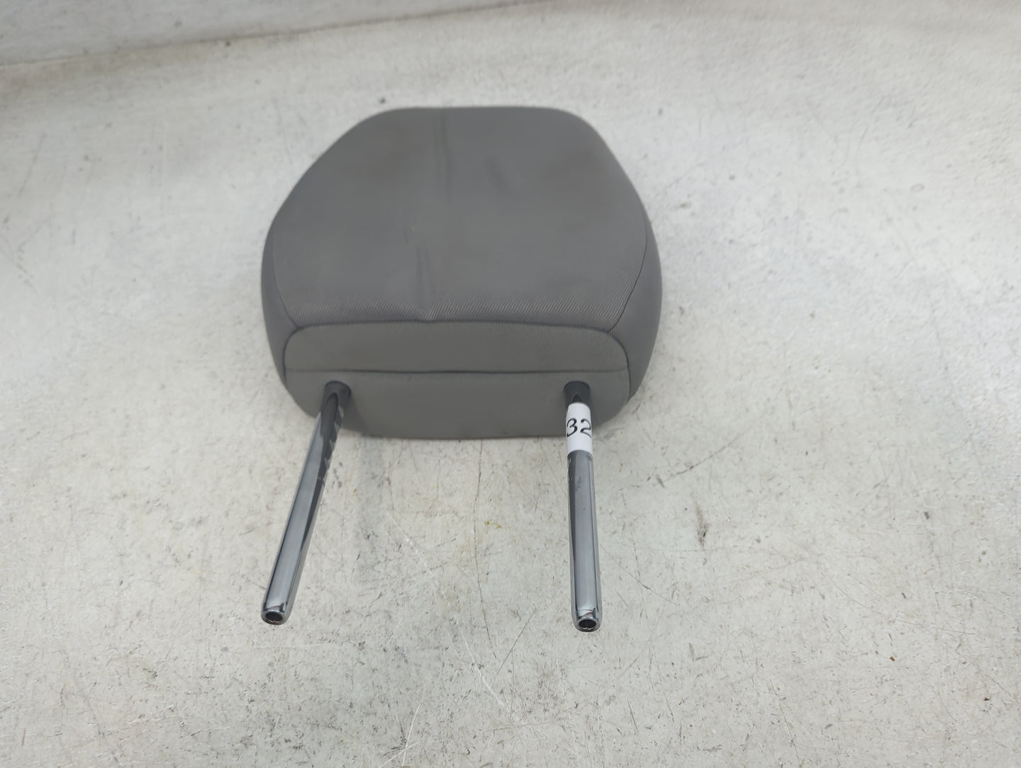 2020 Honda Hr-v Headrest Head Rest Front Driver Seat Gray - Oemusedautoparts1.com