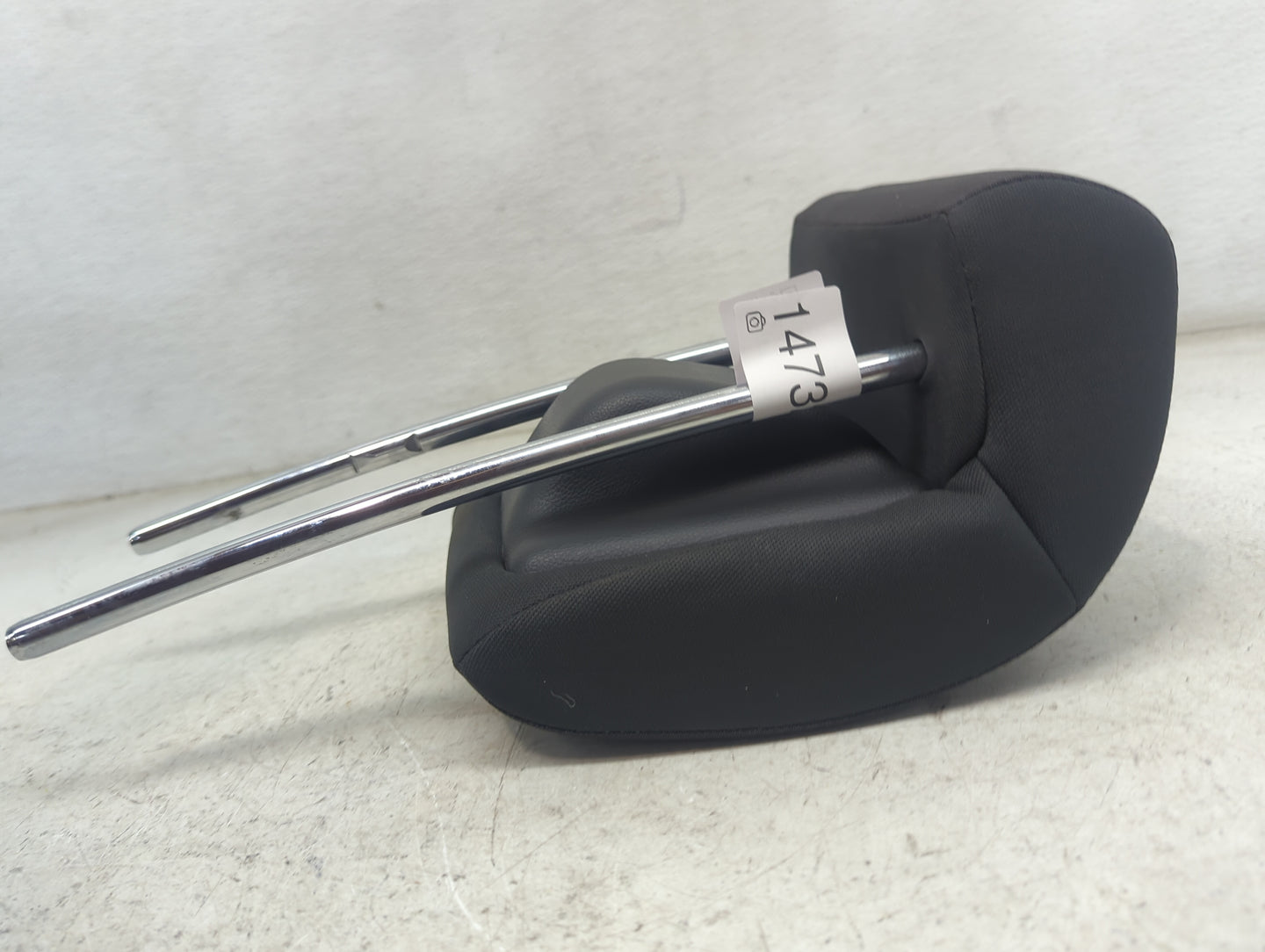 2020 Honda Hr-V Headrest Head Rest Rear Seat Fits OEM Used Auto Parts - Oemusedautoparts1.com