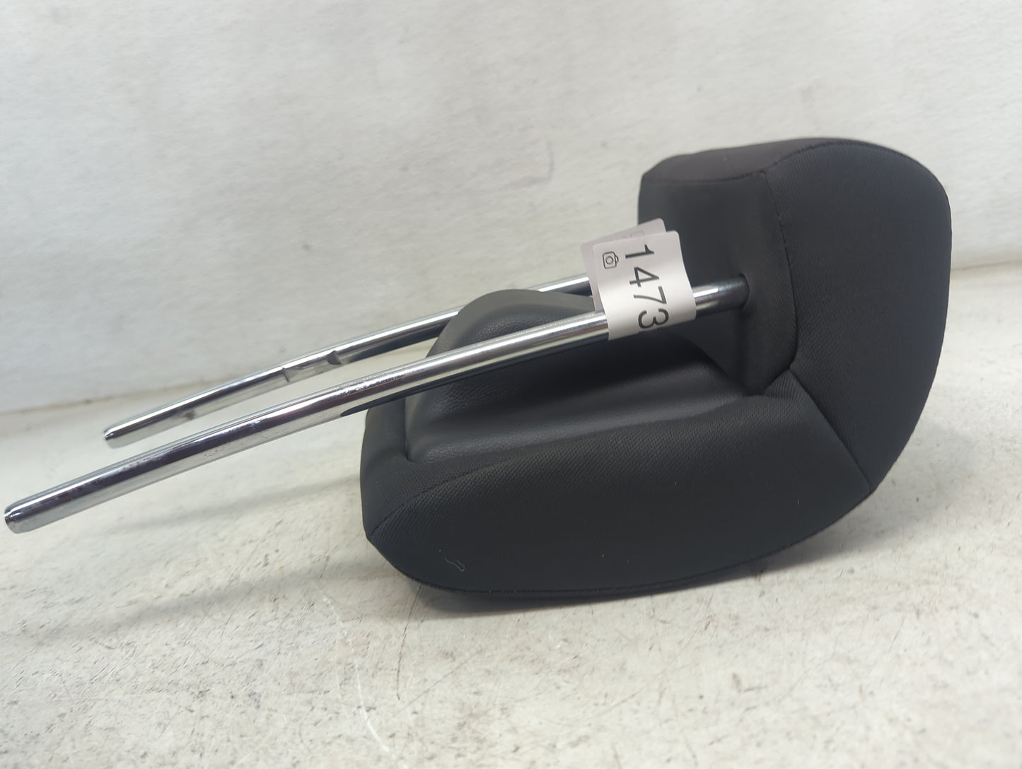 2020 Honda Hr-V Headrest Head Rest Rear Seat Fits OEM Used Auto Parts - Oemusedautoparts1.com