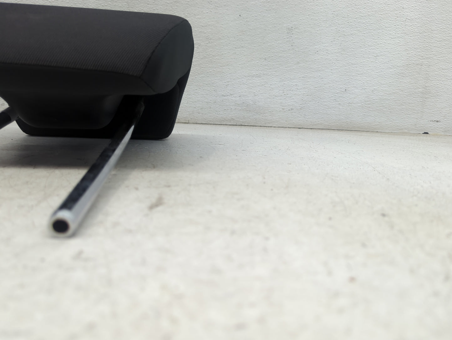 2020 Honda Hr-v Headrest Head Rest Front Driver Seat Black - Oemusedautoparts1.com