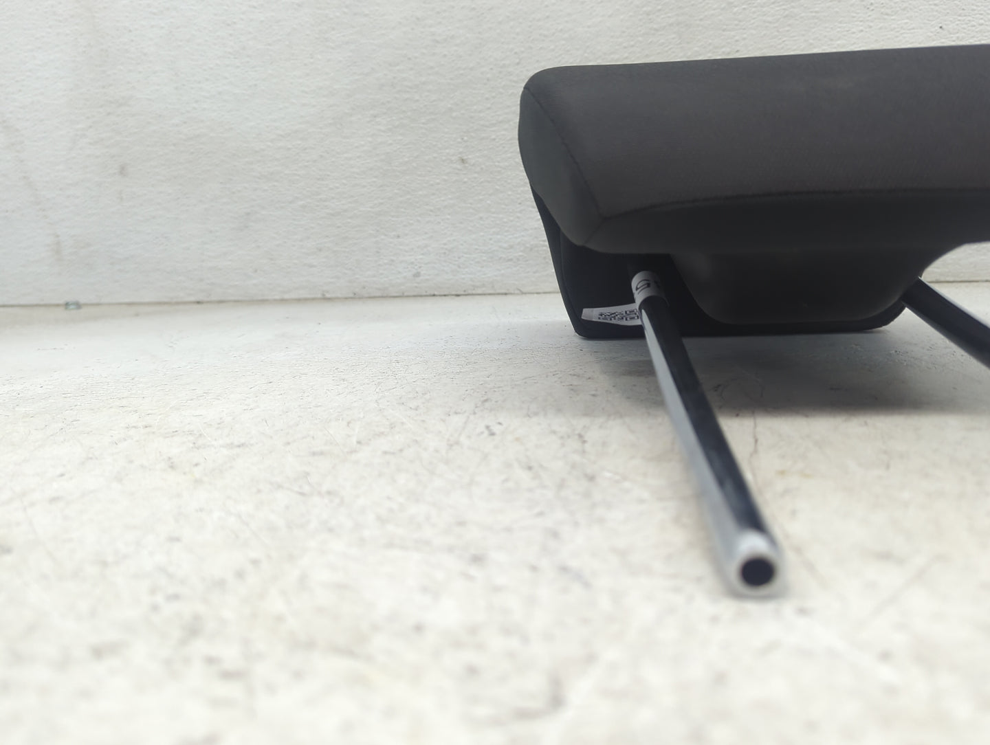 2020 Honda Hr-v Headrest Head Rest Front Driver Seat Black - Oemusedautoparts1.com