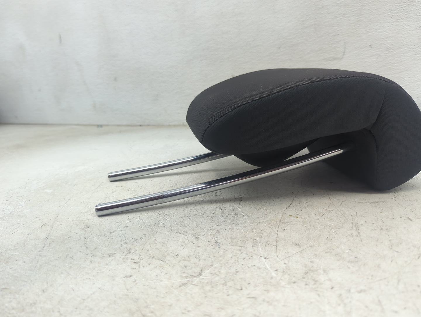 2020 Honda Hr-v Headrest Head Rest Front Driver Seat Black - Oemusedautoparts1.com