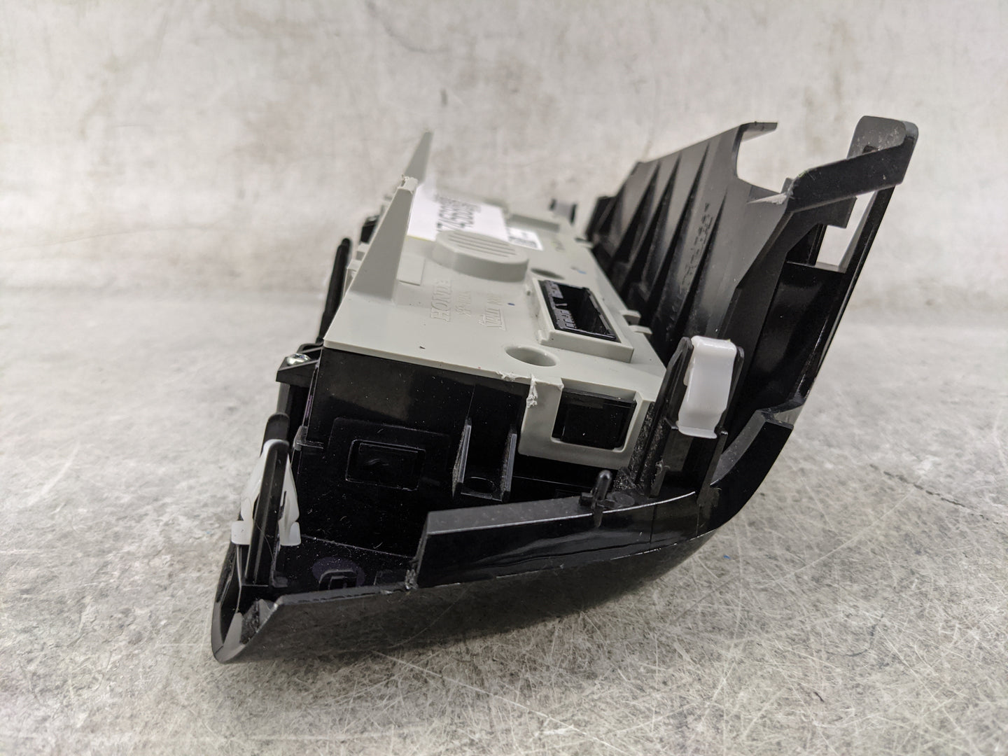 2016-2022 Honda Hr-V Climate Control Module Temperature AC/Heater Replacement P/N:T7W-A8 Fits OEM Used Auto Parts - Oemuseda