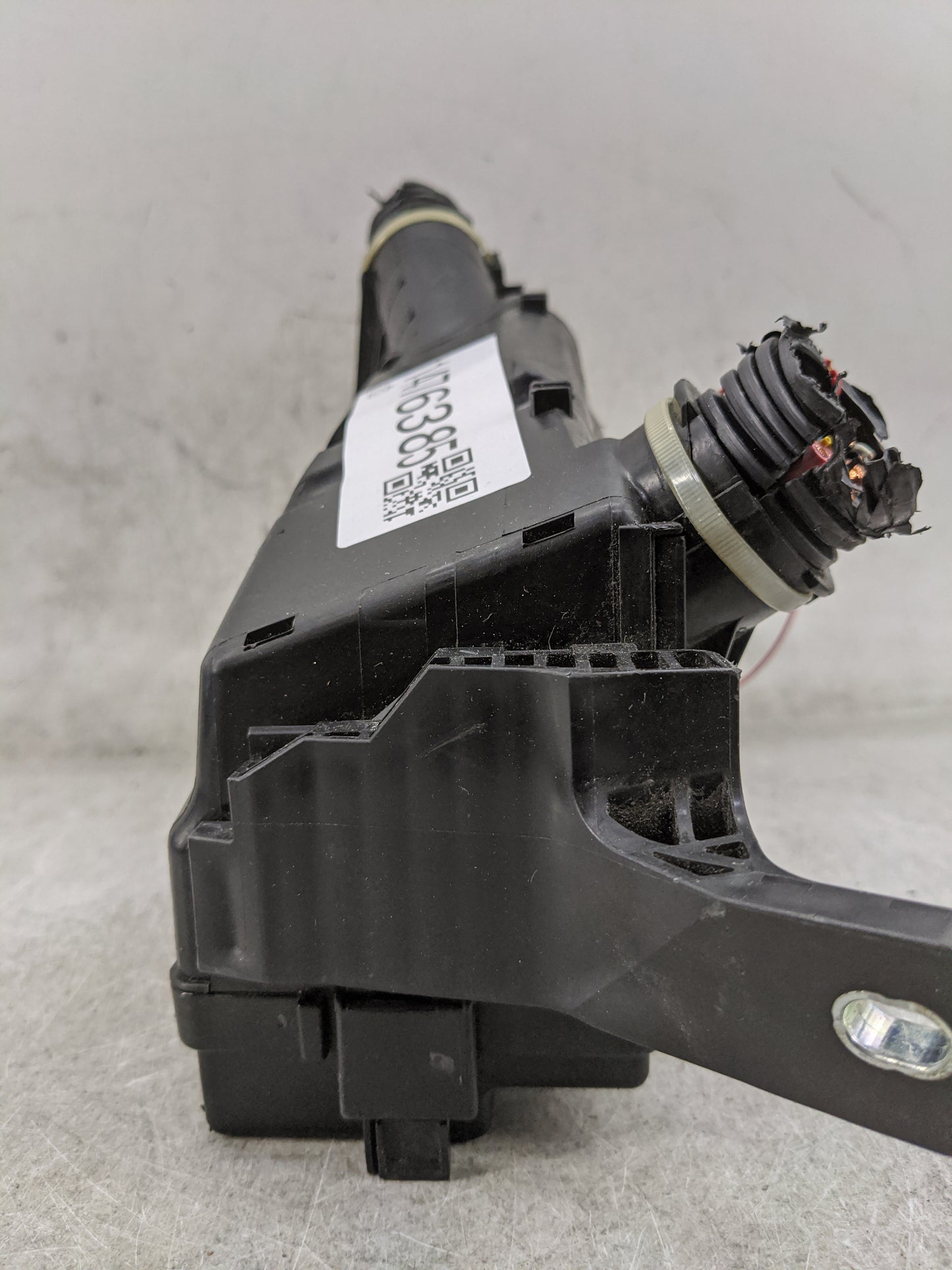 2020-2022 Honda Hr-V Fusebox Fuse Box Panel Relay Module Fits Fits 2020 2021 2022 OEM Used Auto Parts - Oemusedautoparts1.co