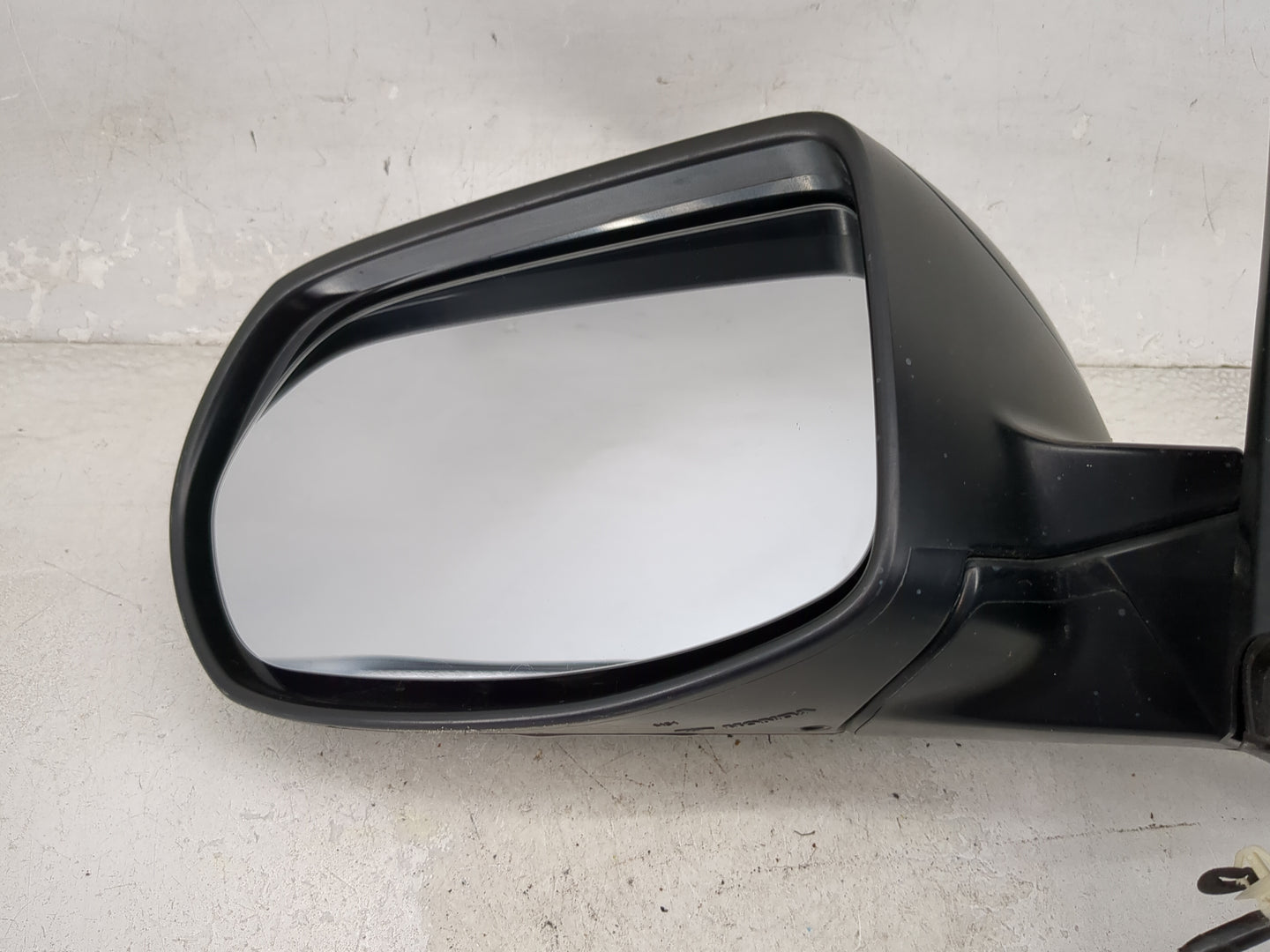 2020 Honda Hr-V Driver Side View Mirror - Left Door Mirror OEM Used - Oemusedautoparts1.com