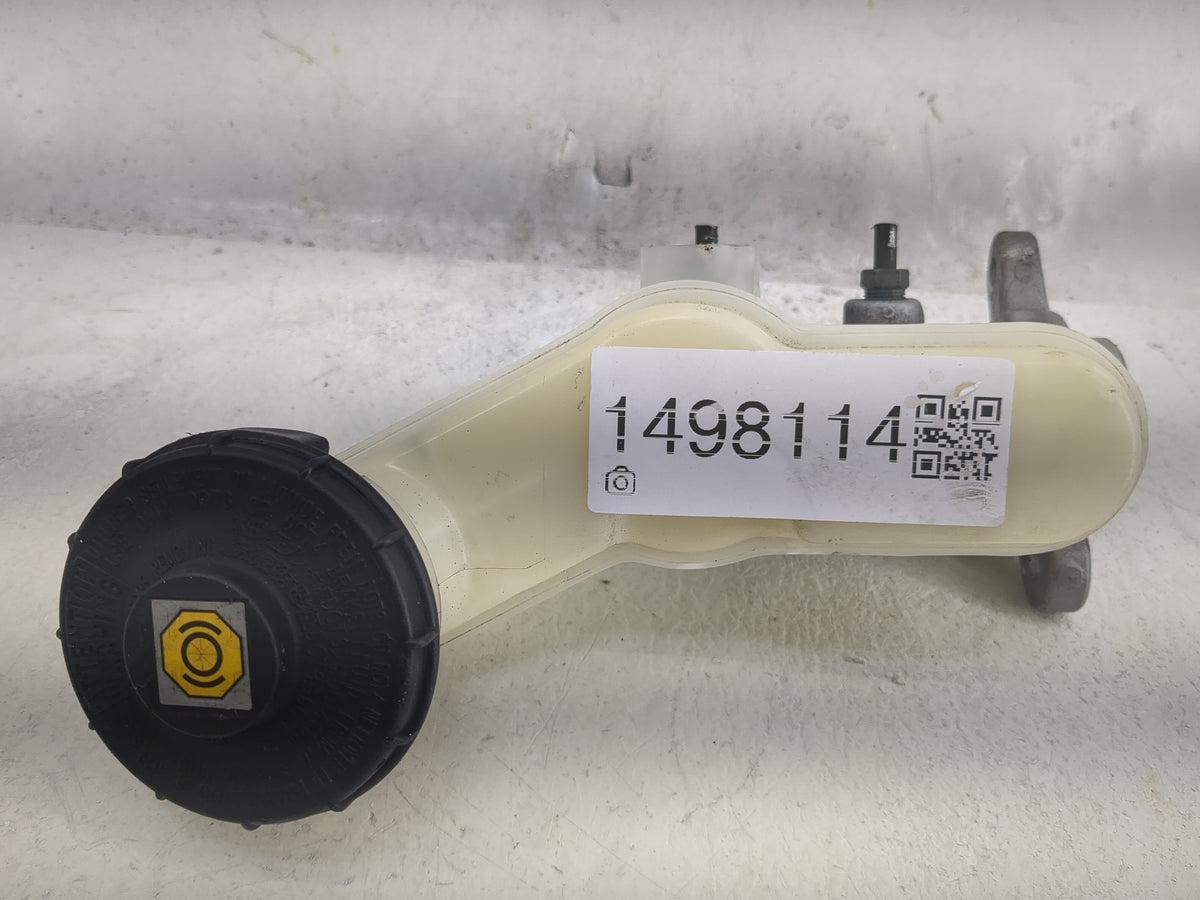 2020 Honda Hr-v Brake Master Cylinder - Oemusedautoparts1.com