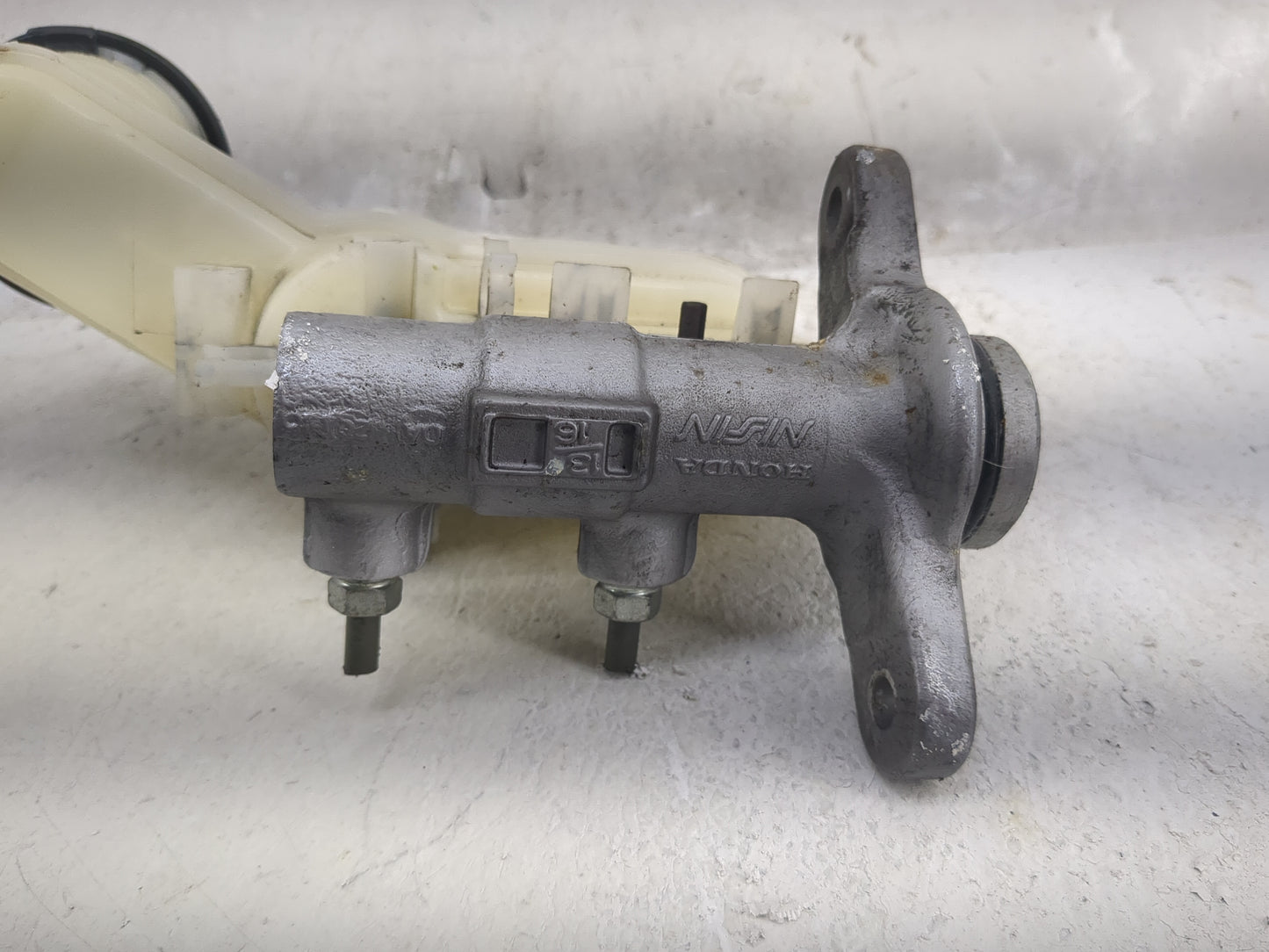 2020 Honda Hr-v Brake Master Cylinder - Oemusedautoparts1.com