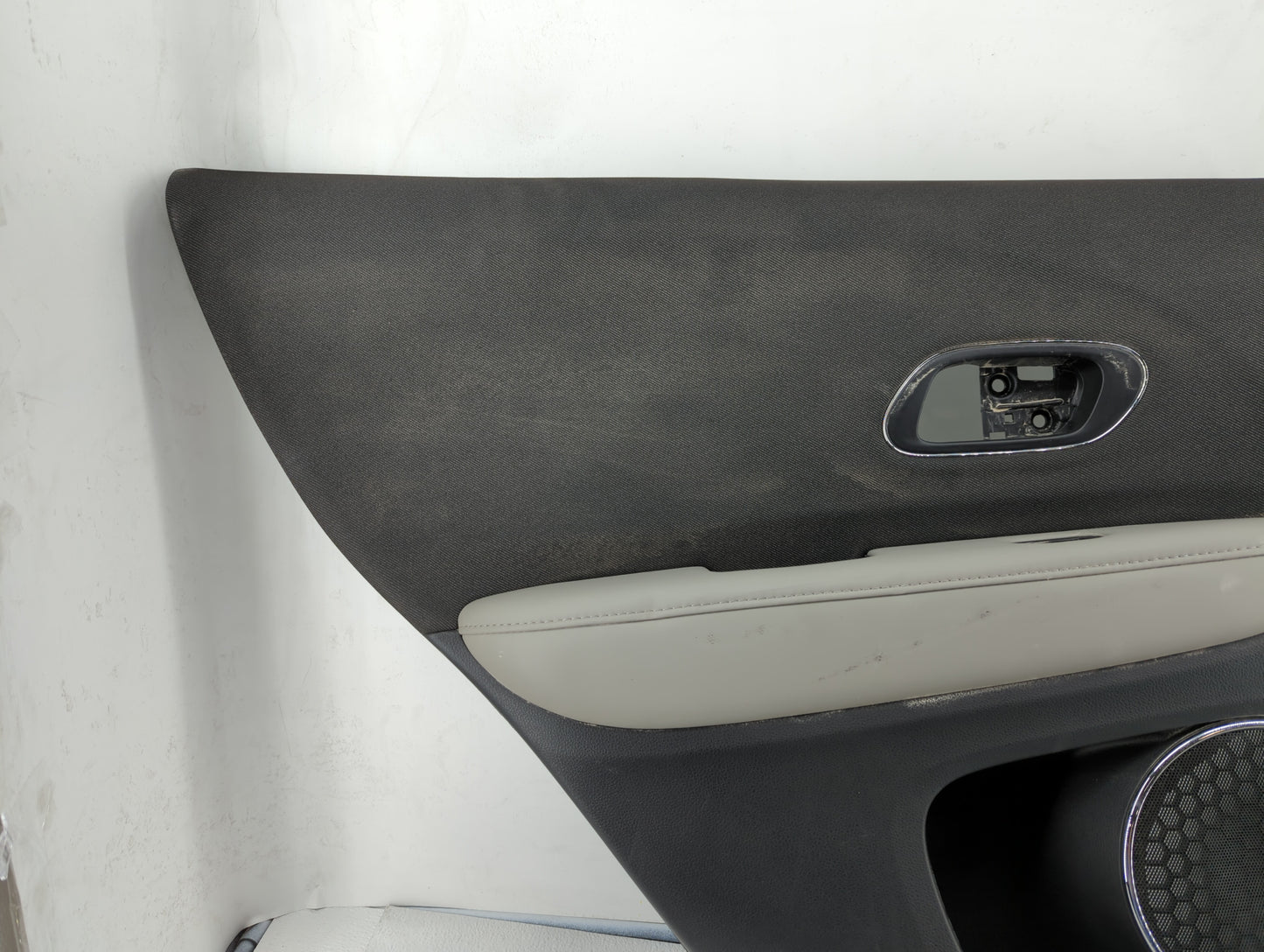 2020 Honda Hr-v Rear Left Driver Interior Door Panel Trim Dark Grey - Oemusedautoparts1.com