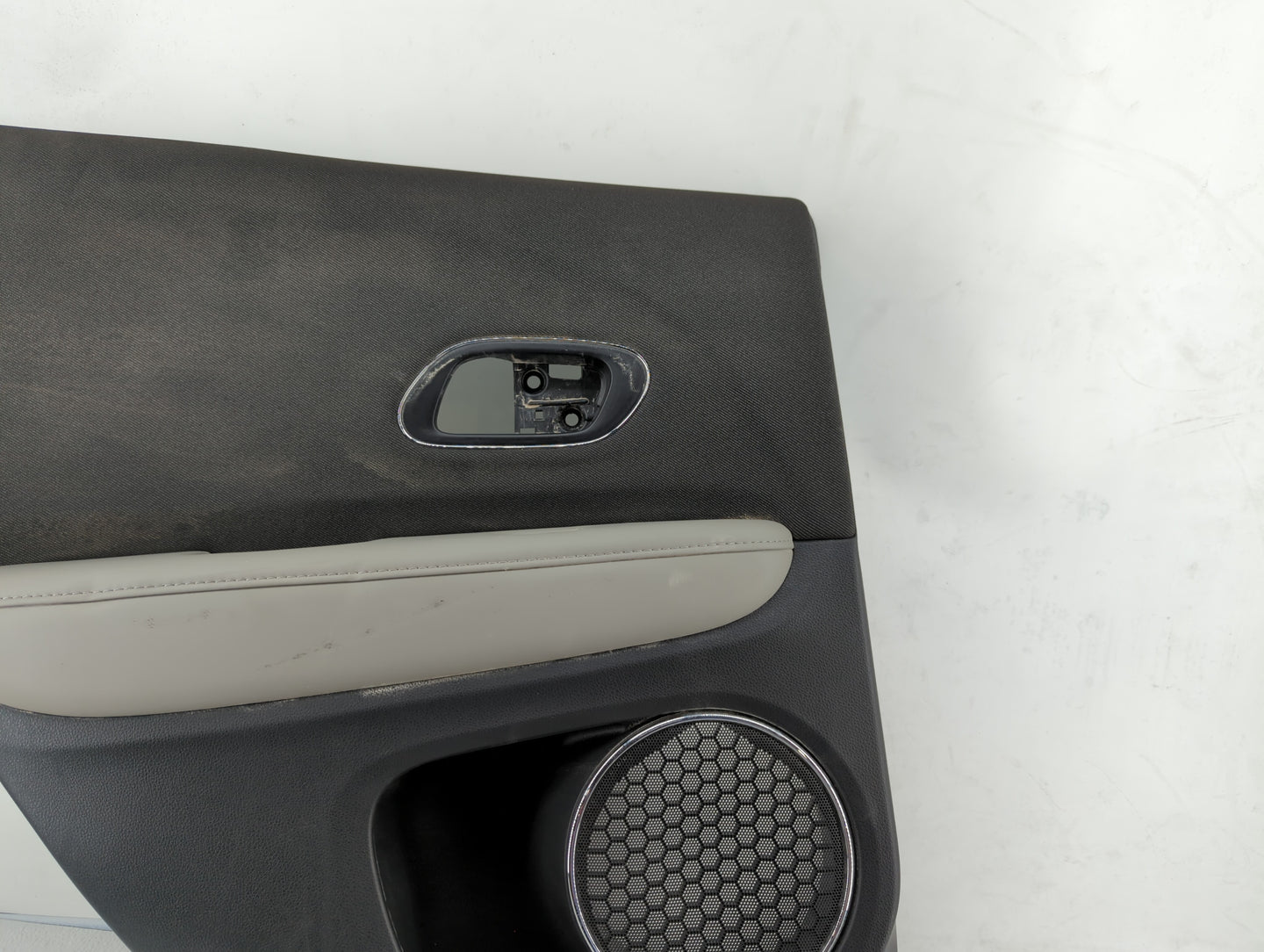 2020 Honda Hr-v Rear Left Driver Interior Door Panel Trim Dark Grey - Oemusedautoparts1.com