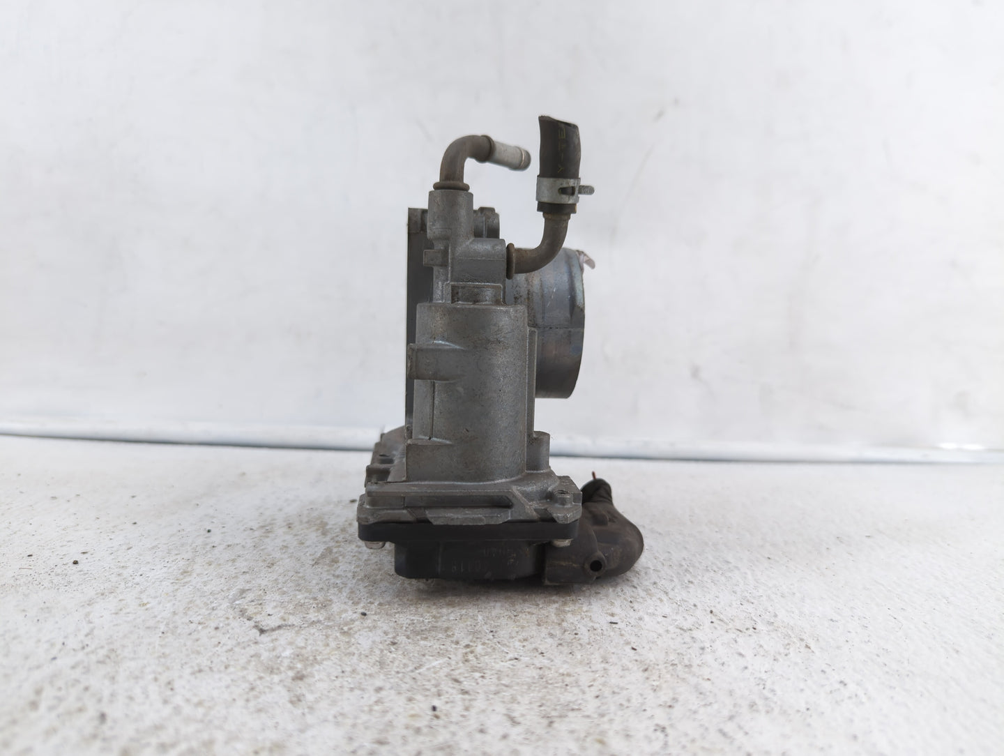 2016-2019 Honda Hr-V Throttle Body P/N:288770 GMF3B Fits Fits 2012 2013 2014 2015 2016 2017 2018 2019 OEM Used Auto Parts - 