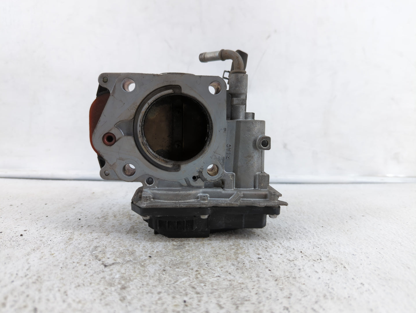 2016-2019 Honda Hr-V Throttle Body P/N:288770 GMF3B Fits Fits 2012 2013 2014 2015 2016 2017 2018 2019 OEM Used Auto Parts - 