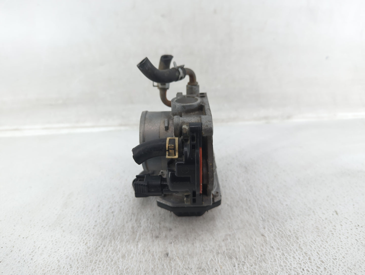 2016-2022 Honda Hr-V Throttle Body P/N:GMF3B Fits Fits 2012 2013 2014 2015 2016 2017 2018 2019 2020 2021 2022 OEM Used Auto 