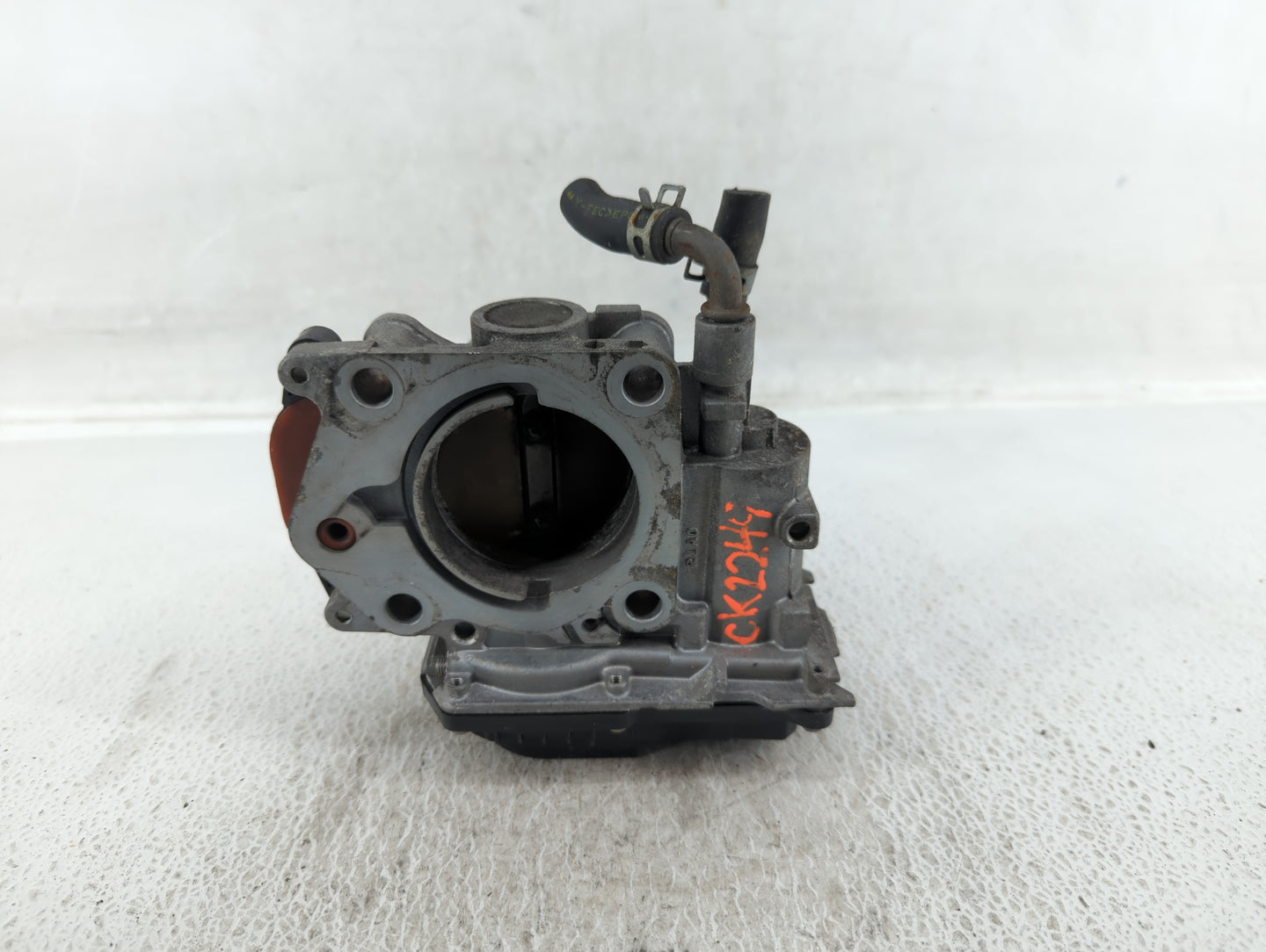 2016-2022 Honda Hr-V Throttle Body P/N:GMF3B Fits Fits 2012 2013 2014 2015 2016 2017 2018 2019 2020 2021 2022 OEM Used Auto 