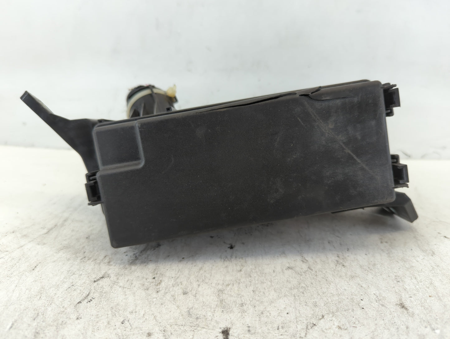 2020-2022 Honda Hr-V Fusebox Fuse Box Panel Relay Module P/N:Y-11 4063 Fits Fits 2020 2021 2022 OEM Used Auto Parts - Oemuse