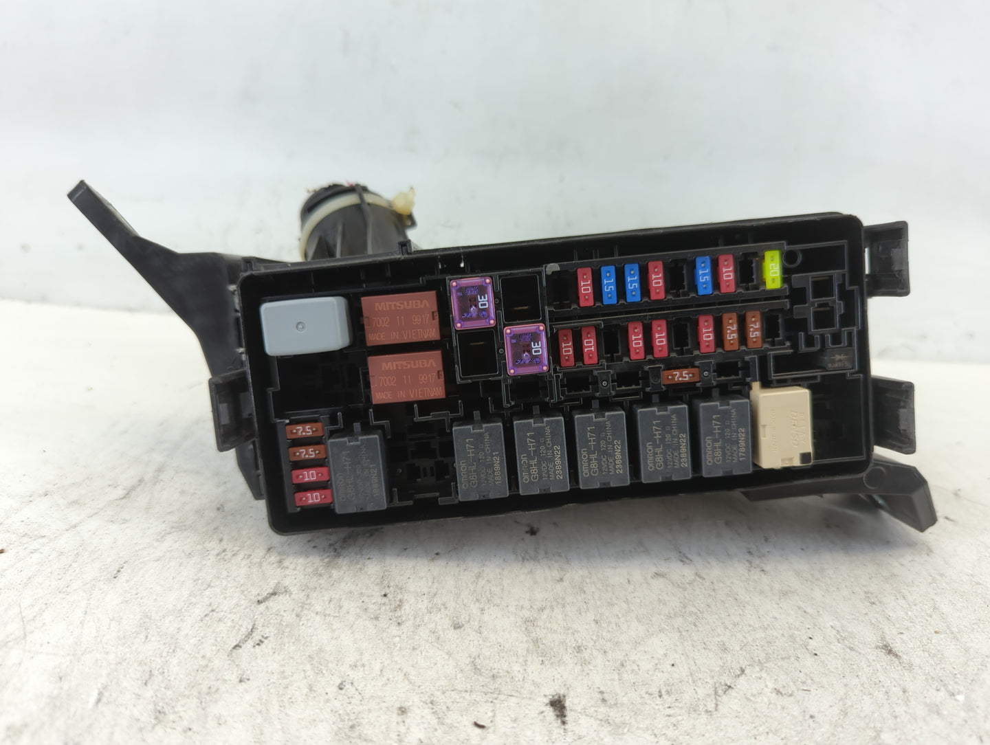 2020-2022 Honda Hr-V Fusebox Fuse Box Panel Relay Module P/N:Y-11 4063 Fits Fits 2020 2021 2022 OEM Used Auto Parts - Oemuse