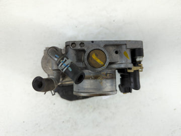 2016-2022 Honda Hr-V Throttle Body P/N:036454 GMF3B, M100128 Fits Fits 2012 2013 2014 2015 2016 2017 2018 2019 2020 2021 2022 OEM Used Auto Parts